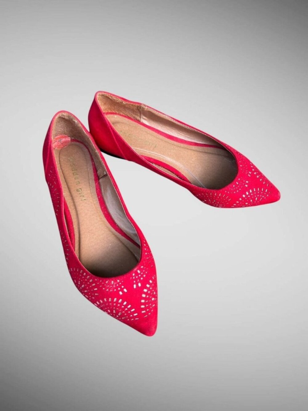 Madden Girl Red Pointed Toe Ballet Flats Perforated Detail size 7